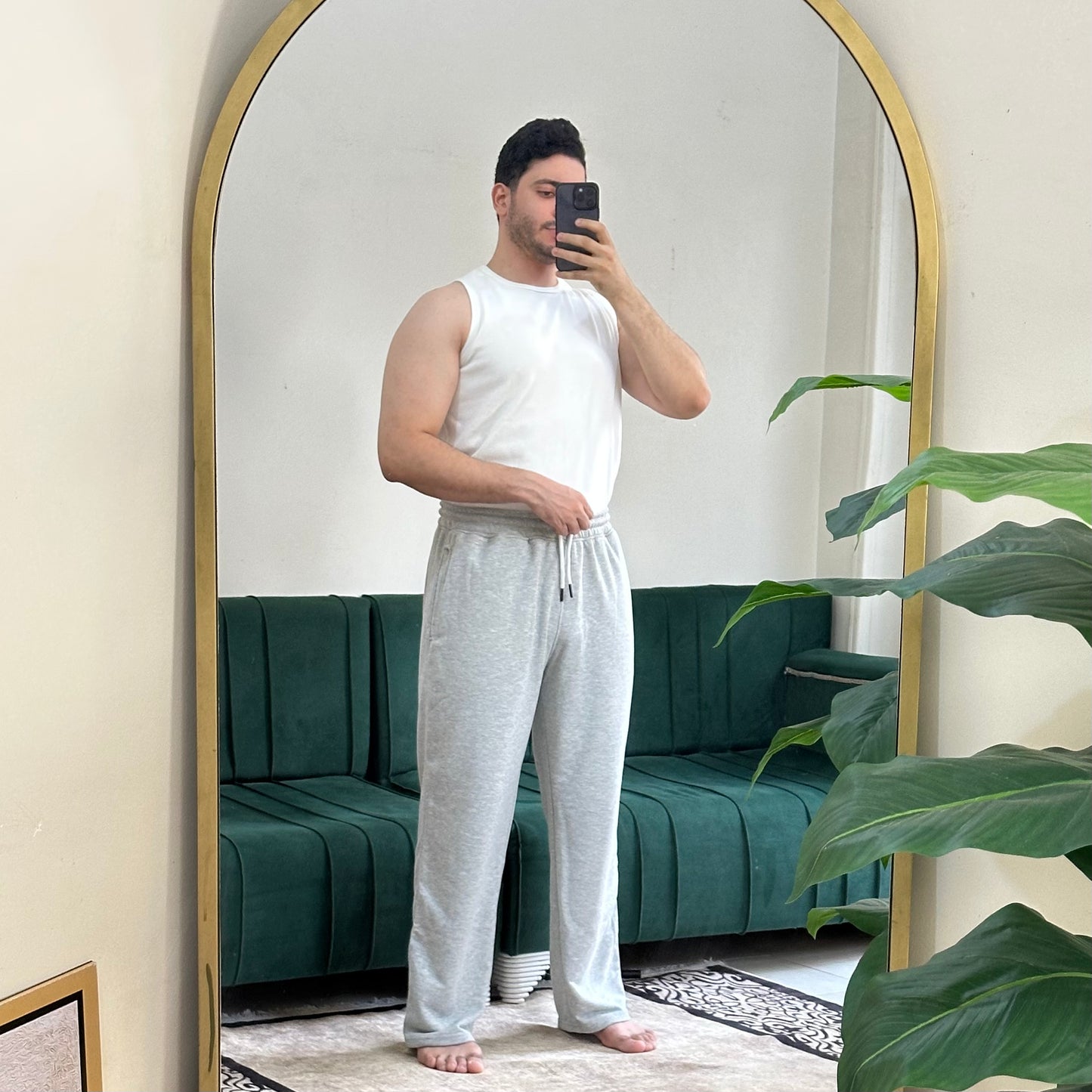 SILVER OVERSIZED SWEATPANTS