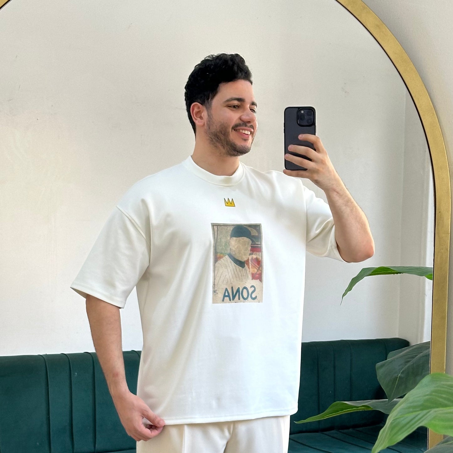 WHITE OVERSIZED  T-SHIRT