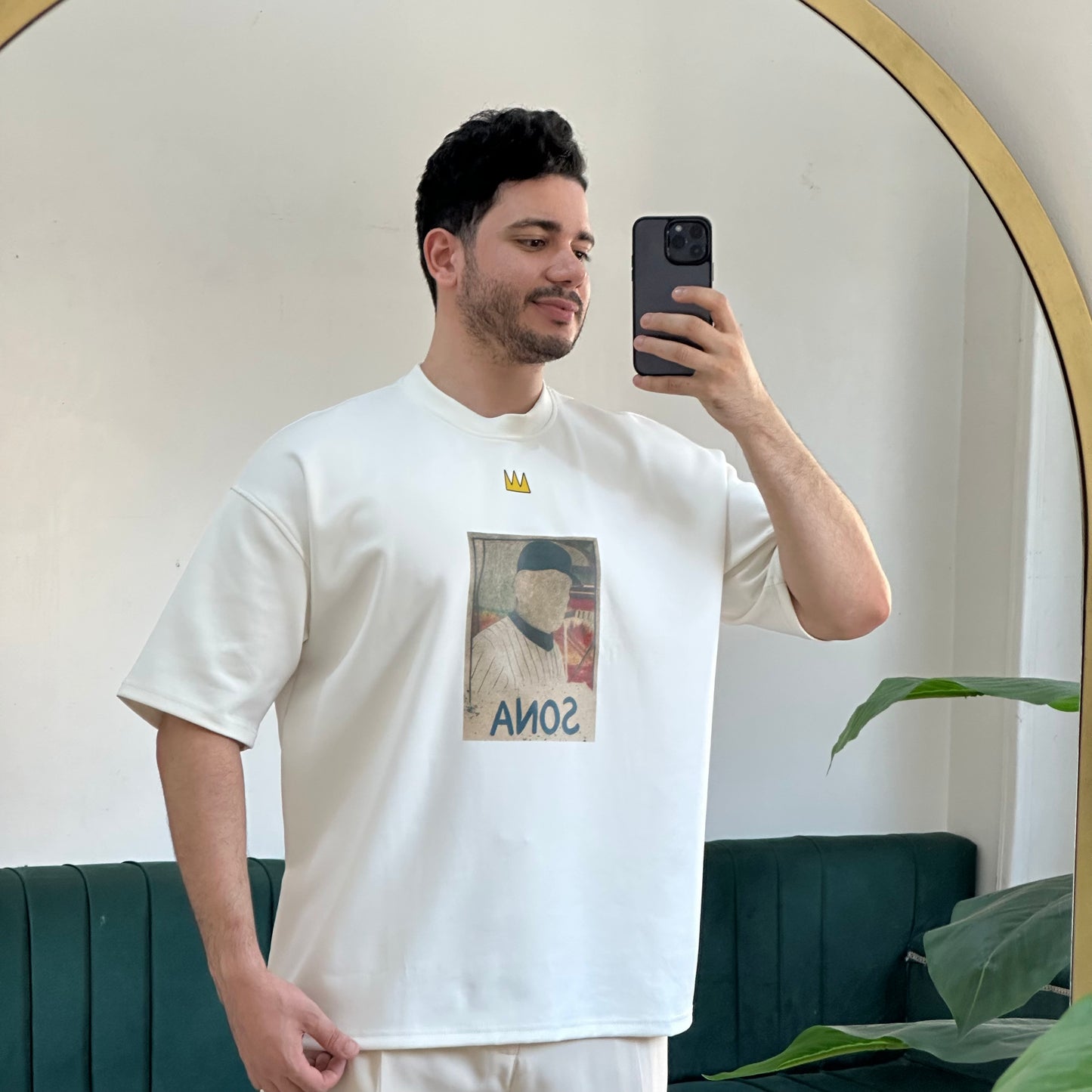 WHITE OVERSIZED  T-SHIRT