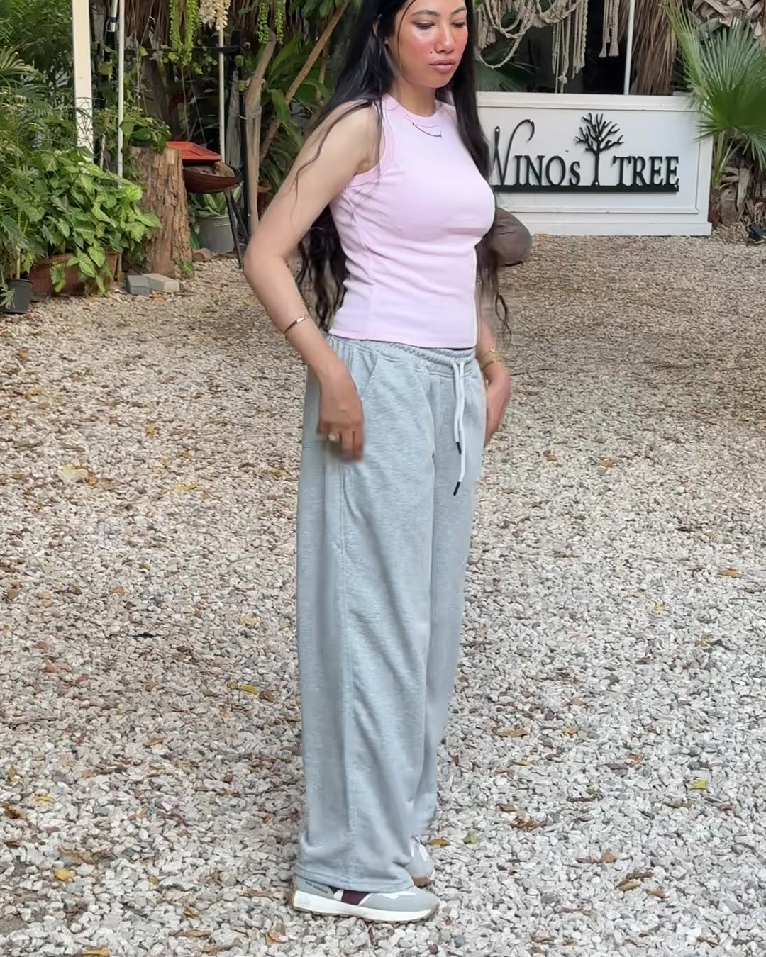 SILVER OVERSIZED SWEATPANTS